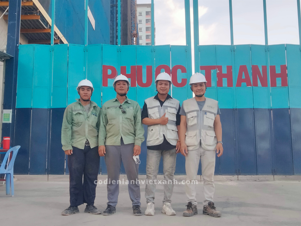 Thi-cong-he-thong-thong-gio-lap-dat-may-lanh-cho-khu-phuc-hop-can-ho